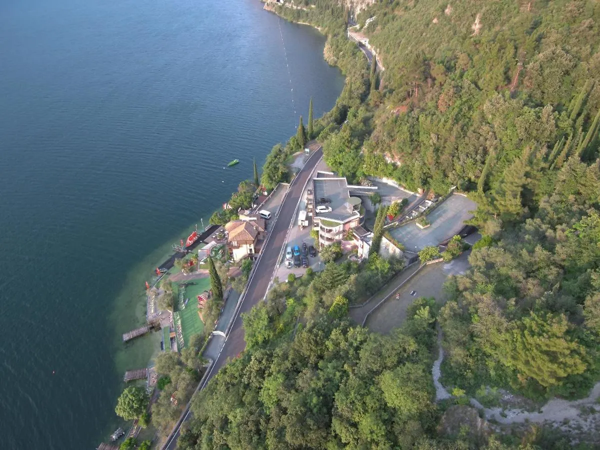 Surf Hotel Pier - Montagnoli Group Limone sul Garda